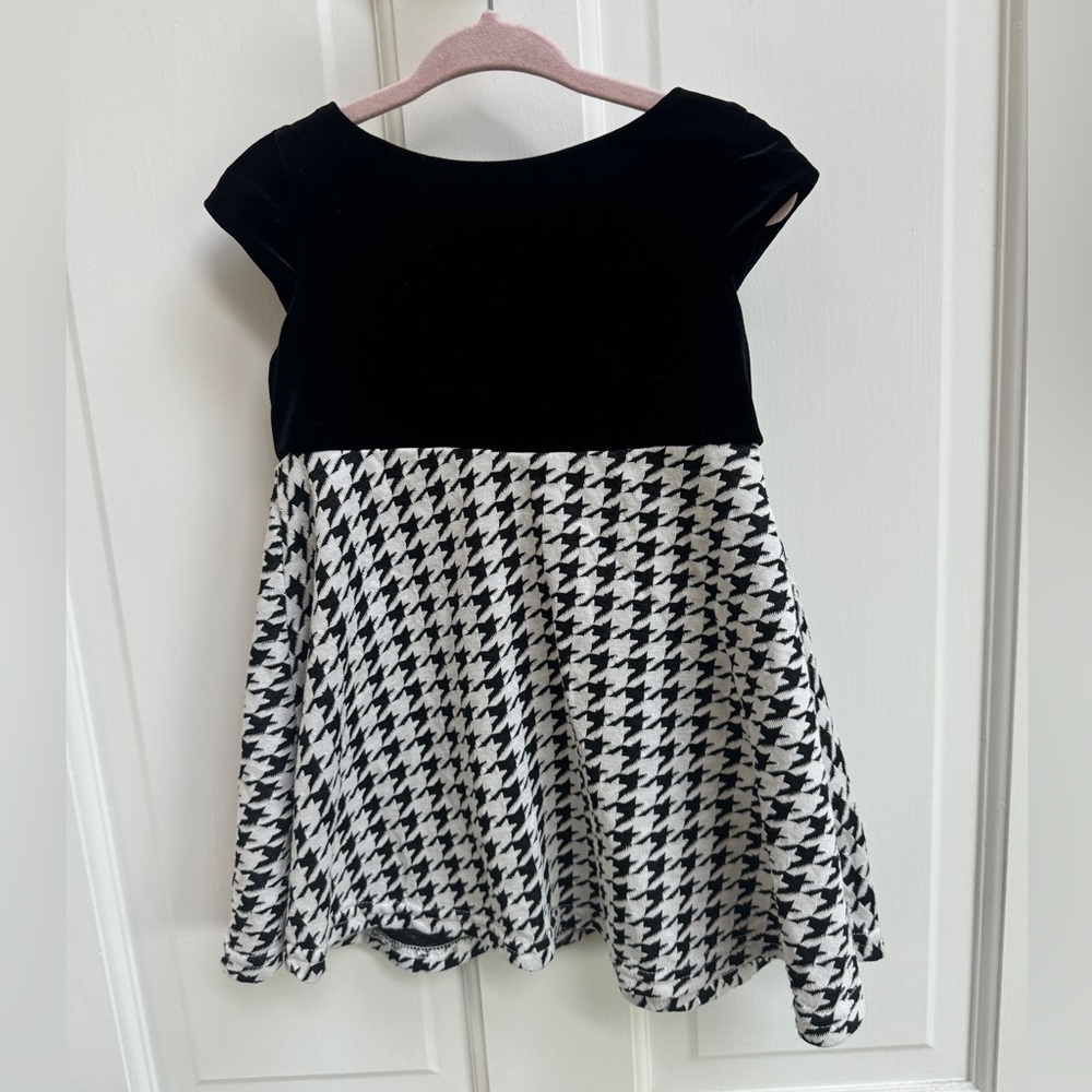NWOT Rare Editions 2T Black & White Houndstooth Girls Short Sleeve Dress